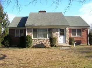 1170 Laurelwood Rd, Pottstown, PA 19465