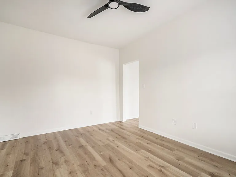 85 S Grubb St — Photo 10