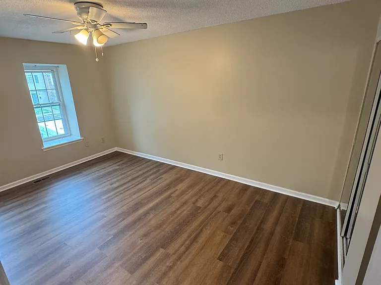 1510 Heritage Hill Dr — Photo 9