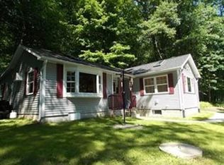 59 Lake Sargent Dr, Leicester, MA 01524