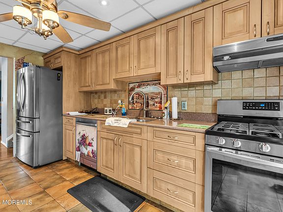 2nd image of 32 Brunswick Drive
