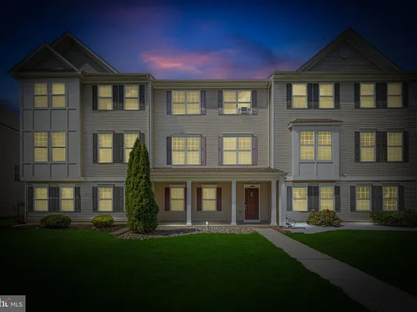 29 Mountie Ln, Chesterfield, NJ 08515