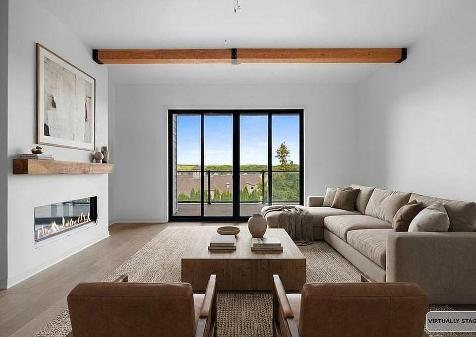 1st image of 2399 Maple Dr #205