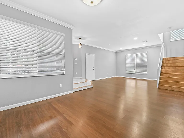 5049 Starblaze Dr — Photo 6