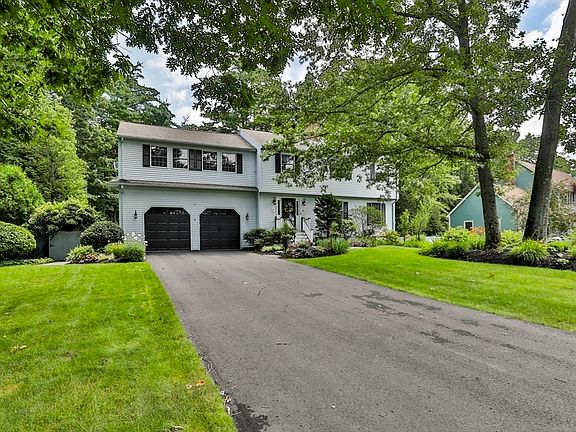 2nd image of 39 Storeybrook Dr