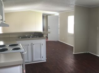 671 Terry Ln, Jacksonville, NC 28546