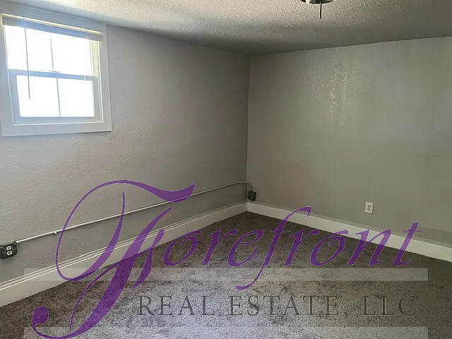 1028 South Walnut Street - 3 — Photo 4