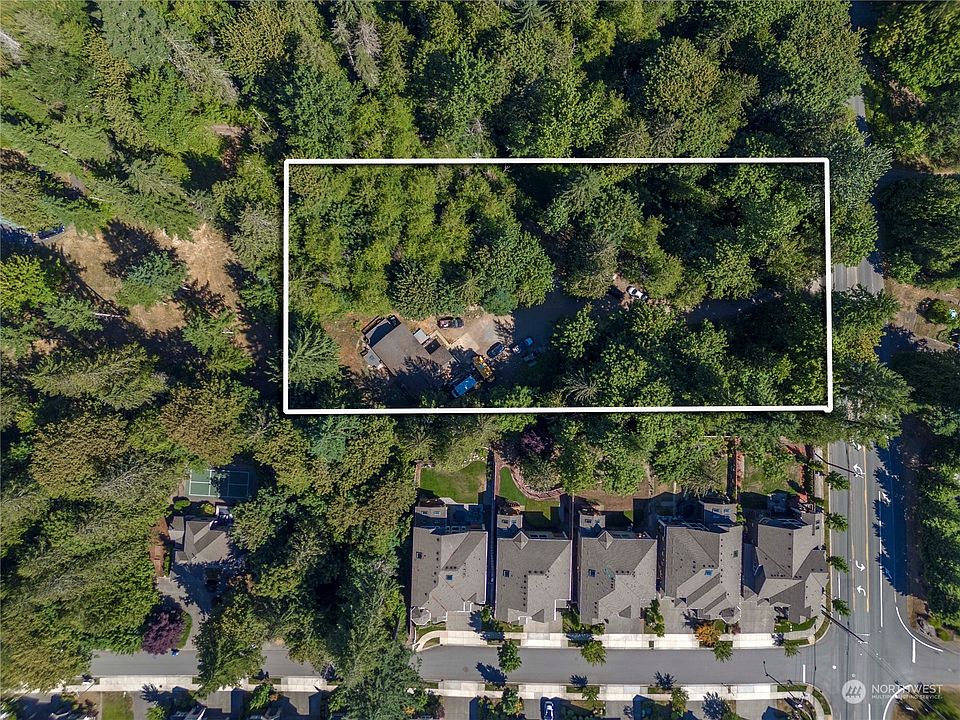 1st image of 2811 244th Avenue NE