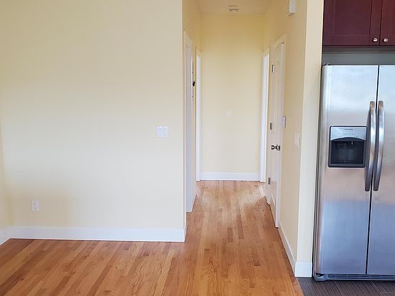5th image of 108 Werner Ave