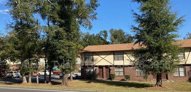1st image of 4443 Crutchfield Dr APT 5