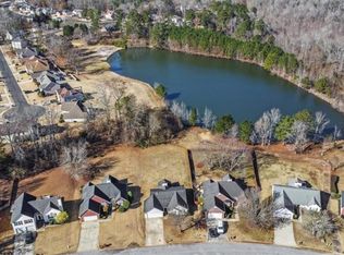 12281 Riviera Dr, Fayetteville, GA 30215