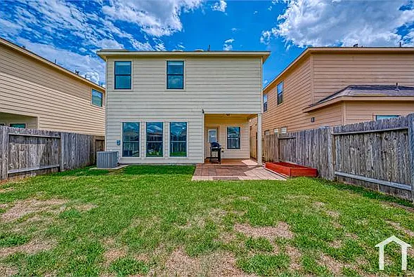 18210 Amalfi Coast Dr — Photo 47