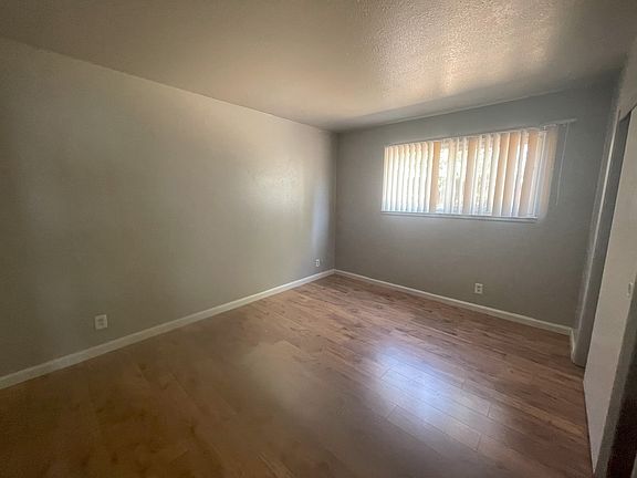 5th image of 3319 Mensch Ct APT A