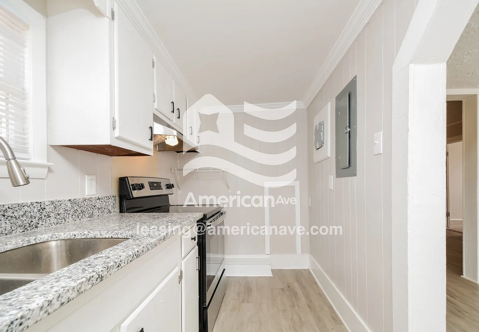 3 bed, 1.0 bath, 1200 sqft, $1,082 — Photo 4