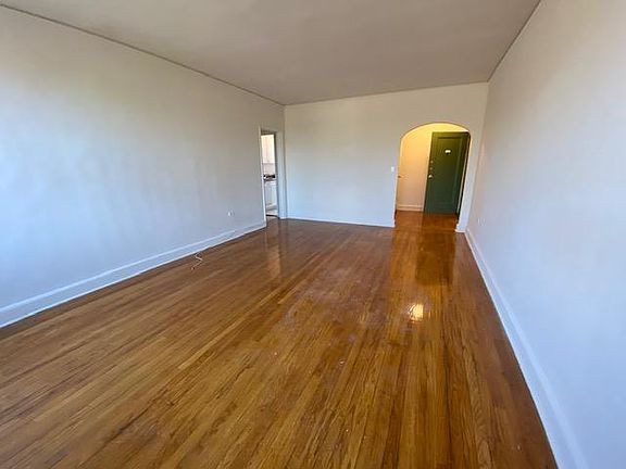 5th image of 908 Palmer Ave #6