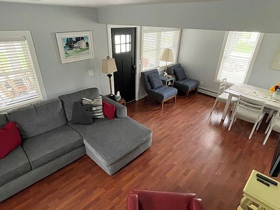 5th image of 2104 N Shore Dr