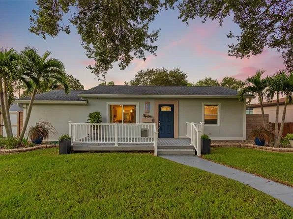 272 39th Ave NE, Saint Petersburg, FL 33703
