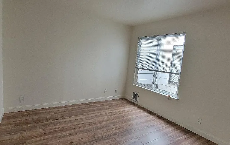 6533 Geary Blvd #1 — Photo 3