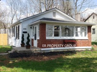 2212 Mapleton Ct, Columbus, IN 47201