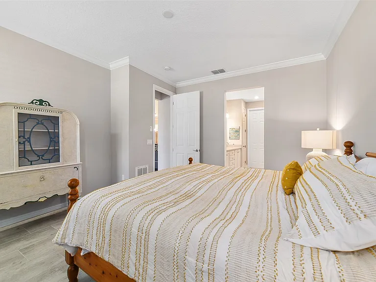 3384 NW 54th Ct — Photo 15