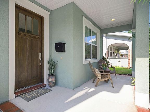 4th image of 374 Dubsdread Cir