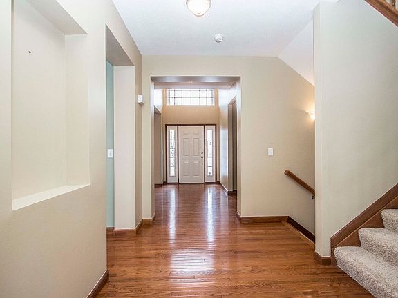 2nd image of 5440 Larkshire Ct
