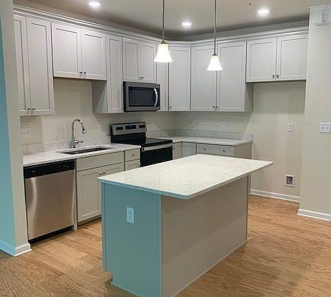 3rd image of 4 Francis Dr #3211