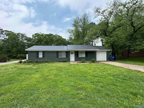 333 Floyd Dr, Boaz, AL 35957