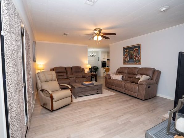 306 E Saint Francis St