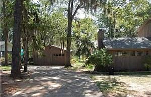2nd image of 323 Evangeline Dr