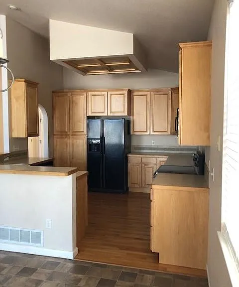 1922 Hillside Pl — Photo 5