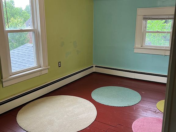 5th image of 925 Ridgeway Ave