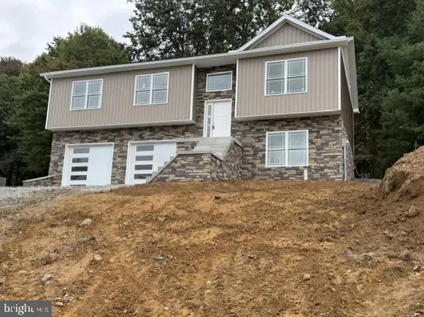 10868 Durham Cir, Waynesboro, PA 17268