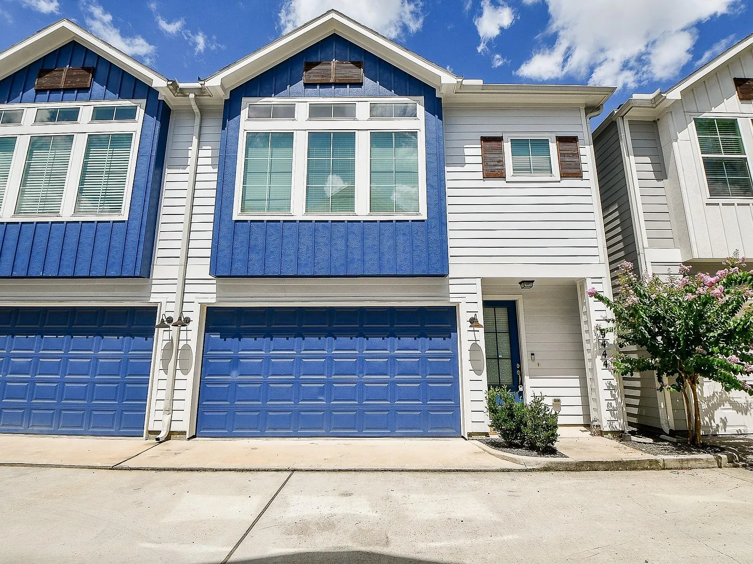 3 bed, 2.5 bath, 1531 sqft, $2,100 — Photo 2