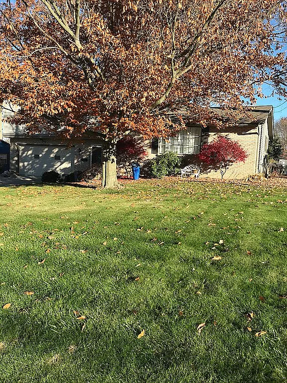 600 Oakridge Dr photo 1