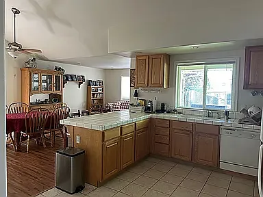 935 Elkhorn Dr — Photo 5