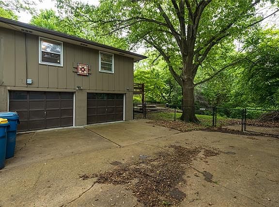 5th image of 12607 E 37th Street Ct S