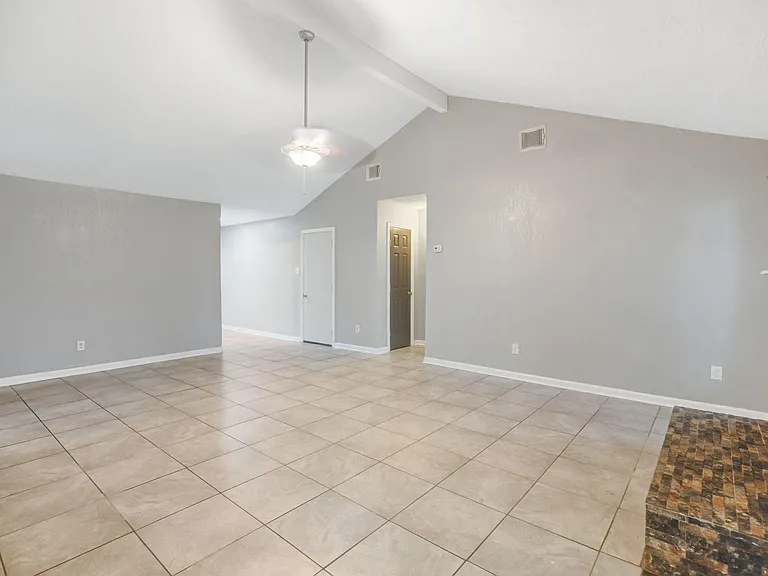 11511 Grapewood Ct — Photo 8