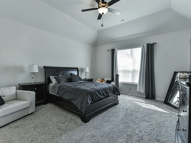 6306 Golden Gate Dr — Photo 34