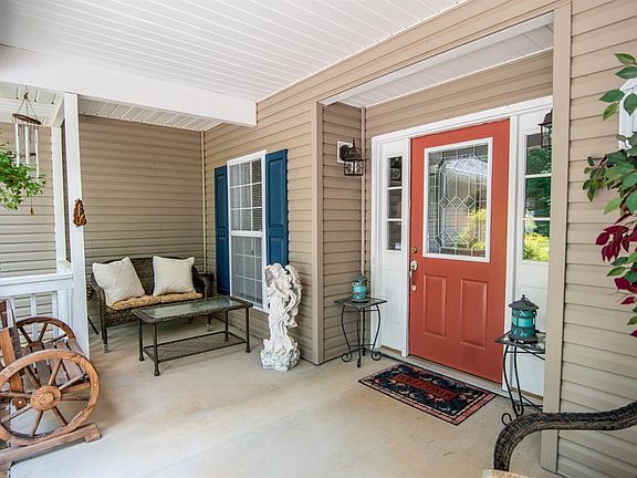 3rd image of 102 Cedar St Lot 3
