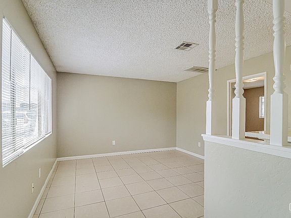 4th image of 3840 White Ln