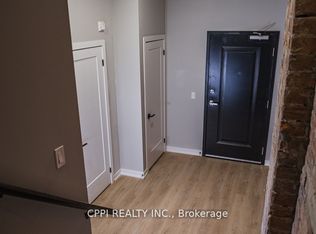140 Simcoe St #216, Peterborough, ON K9H 2H5