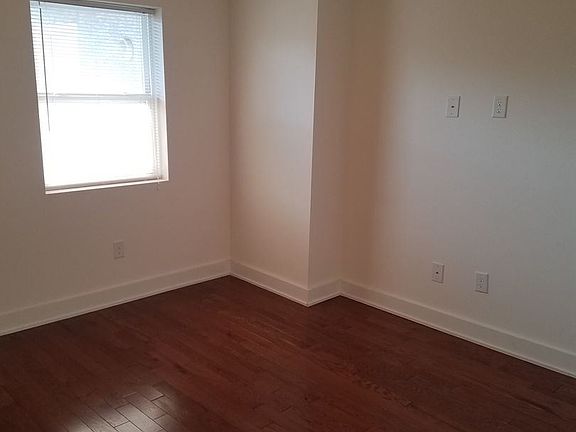 2nd image of 1228-32 N 25th St