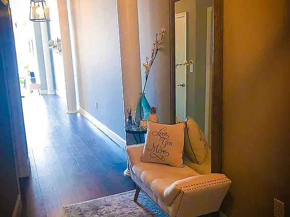 78 E Chestnut St #303 — Photo 3
