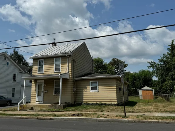 724 N Pitt St, Carlisle, PA 17013