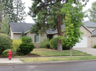 19864 Powers Rd, Bend, OR 97702