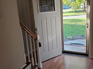 2 Hummingbird Ln, Durham, NC 27712