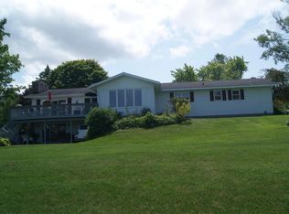 1175 Riviera Dr, Cheboygan, MI 49721