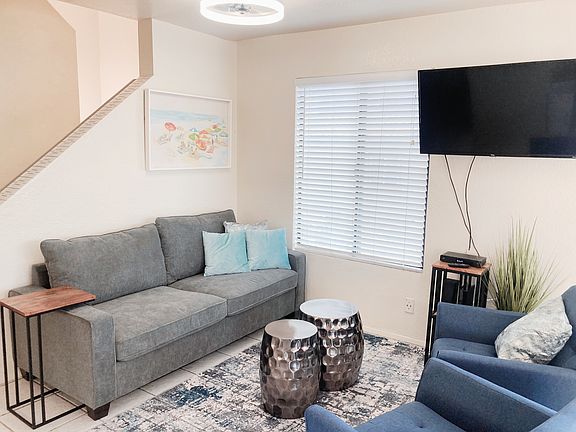 5th image of 812 Liverpool Ct #1