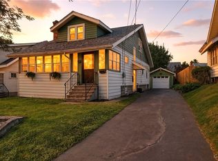 223 Milford Dr W, Syracuse, NY 13206